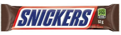 SNICKERS, Peanut Milk Chocolate Candy Bar, Full Size Bars1.07 oz each (4 full size bars) - Hershy1